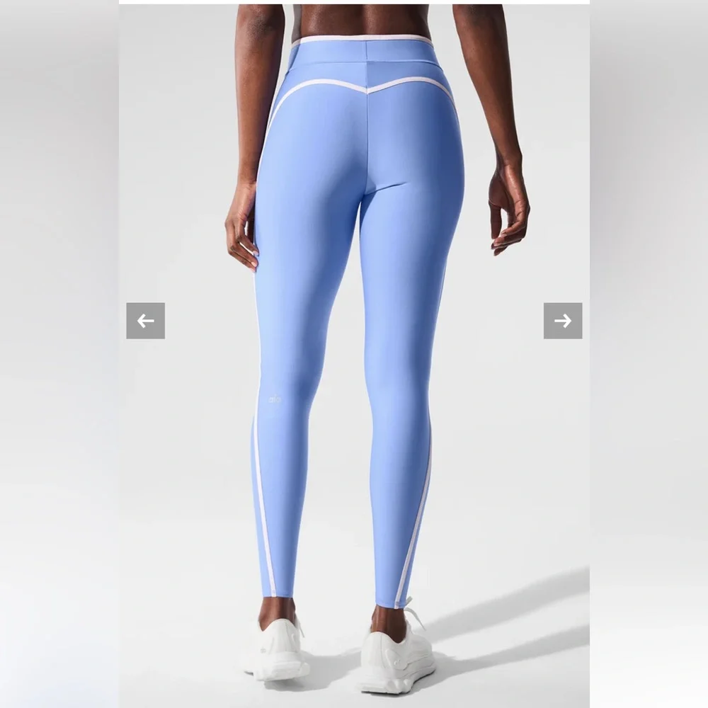 ALO Yoga elevate your